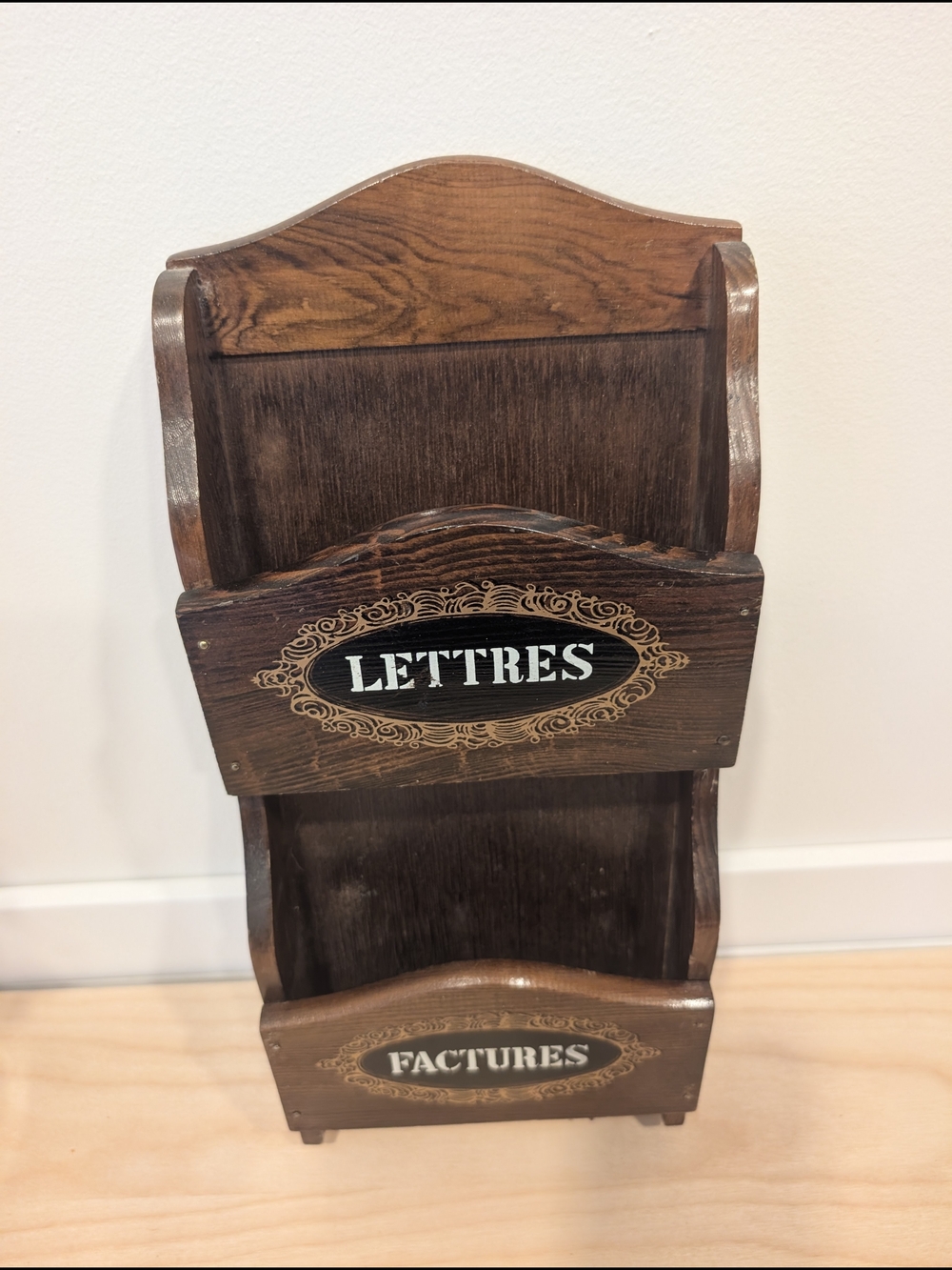 Vintage Style Dark Brown Wooden Wall Mail Organizer - 'Lettres' & 'Factures' - Picture 5 of 8